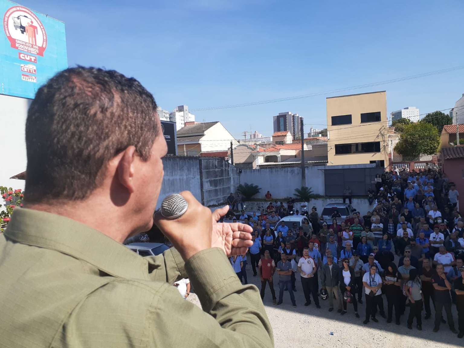 Em vitória histórica trabalhadores do transporte urbano de Sorocaba e